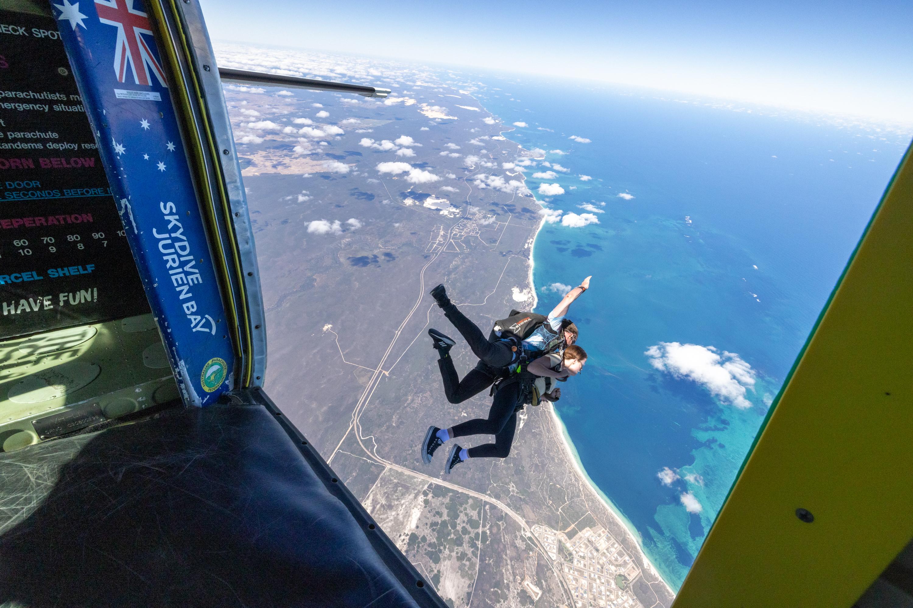 WA 019 ACC SKYDIVE JURIEN BAY 220405 72 A4873